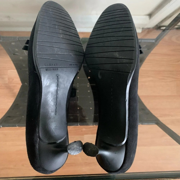 Stuart Weitzman Black Suede Heels Size 7.5 B Goth Victorian Witchy 90's Classic - Picture 6 of 16